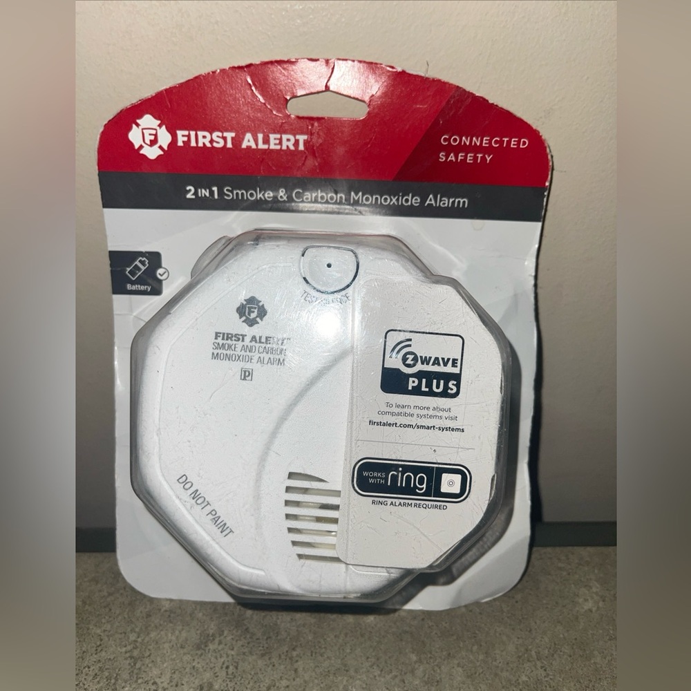 First Alert Z-Wave Smoke & Carbon Monoxide Detector Works with Ring
